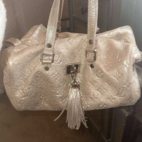 RARE SHIMMER PEACH LOUIS VUITTON - Picture 11 of 11